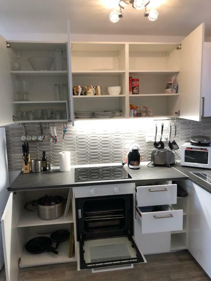 Luxury 2 Bedroom Apt 50 M From Beach Mogan Bagian luar foto