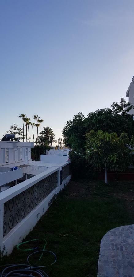 Luxury 2 Bedroom Apt 50 M From Beach Mogan Bagian luar foto